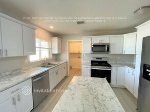 4106 N 84th Cir in Phoenix, AZ - Building Photo - Building Photo