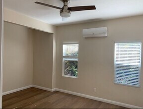 5117 W 21st St, Unit Daniel Yohannes in Los Angeles, CA - Building Photo - Building Photo