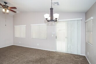 5333 W Cool Dawn Ct in Las Vegas, NV - Building Photo - Building Photo