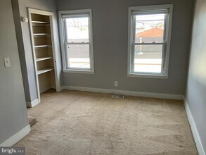 228 Orange St in Gloucester City, NJ - Building Photo - Building Photo