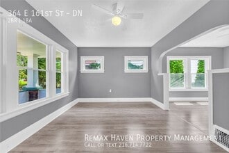 364 E 161st St in Cleveland, OH - Building Photo - Building Photo