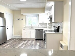 75 Enon St in Beverly, MA - Building Photo - Building Photo