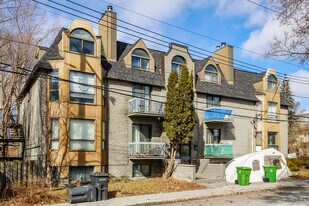 5363 Plamondon Av in Montréal, QC - Building Photo
