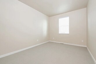 9013 Harvard St in Loveland, CO - Building Photo - Building Photo