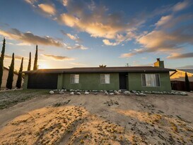 58161 Delano Trail in Yucca Valley, CA - Building Photo