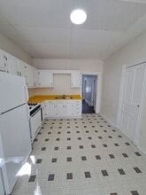 454 Freeport St, Unit C in New Kensington, PA - Building Photo - Building Photo