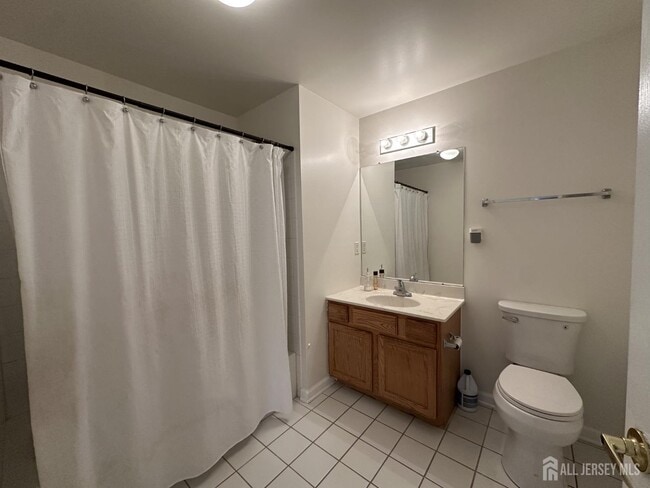 property at 1022 Dogwood Ct