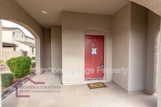 2554 E Megan St in Gilbert, AZ - Building Photo - Building Photo