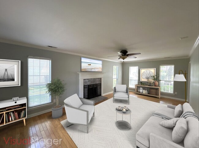 12311 Longmont Dr in Charlotte, NC - Building Photo - Building Photo