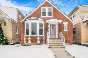 6136 S Kildare Ave in Chicago, IL - Building Photo