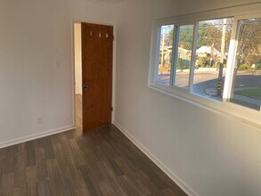 1352 Blake St, Unit Downstairs in Berkeley, CA - Building Photo - Building Photo