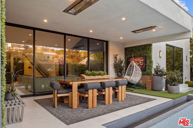 1368 Beckwith Ave in Los Angeles, CA - Building Photo - Building Photo