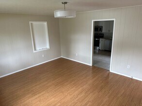 1607 Stone St in Springdale, AR - Building Photo - Building Photo