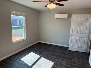 80 Redwood Ln in Atmore, AL - Foto de edificio - Building Photo