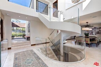 88 Emerald Bay in Laguna Beach, CA - Building Photo - Building Photo