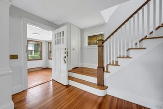 10 Carman Rd in Scarsdale, NY - Building Photo - Building Photo