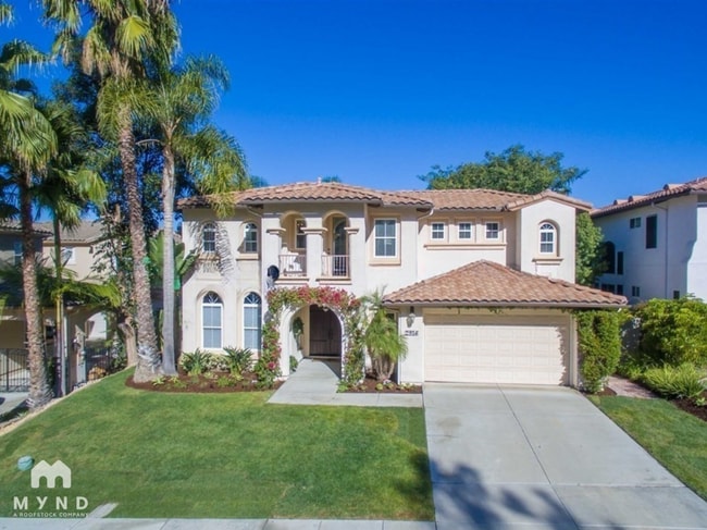 2914 Carrillo Way