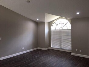 7919 Goldleaf St in Orlando, FL - Building Photo - Building Photo