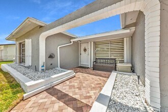 8830 NW 3rd St in Pembroke Pines, FL - Building Photo - Building Photo