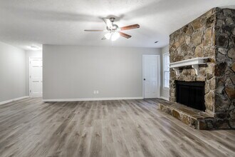 333 Agnes Ct in Lawrenceville, GA - Building Photo - Building Photo