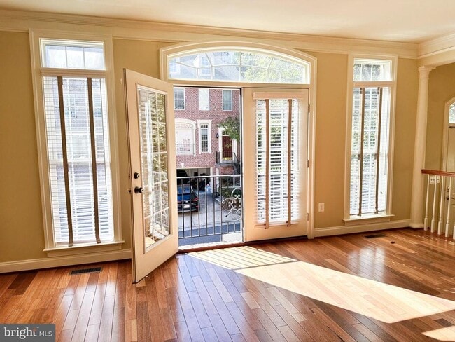 6403 Velliety Ln in West Springfield, VA - Building Photo - Building Photo