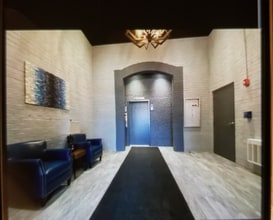 350 Plum Creek Dr, Unit 205 in Wheeling, IL - Building Photo - Building Photo