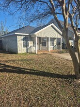 1108 Sweetbriar St in Cantonment, FL - Foto de edificio - Building Photo