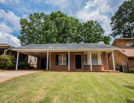 846 Choctaw Ave in Auburn, AL - Building Photo