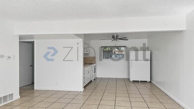 132 W 18th St in Merced, CA - Building Photo - Building Photo