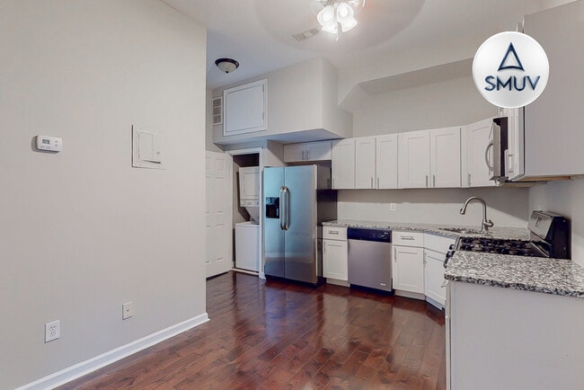 1703 St Paul St in Baltimore, MD - Building Photo - Building Photo