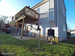 28 Bayview Ct in Long Branch, NJ - Building Photo - Building Photo