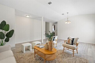 11853 Gaelic Dr in Austin, TX - Building Photo - Building Photo