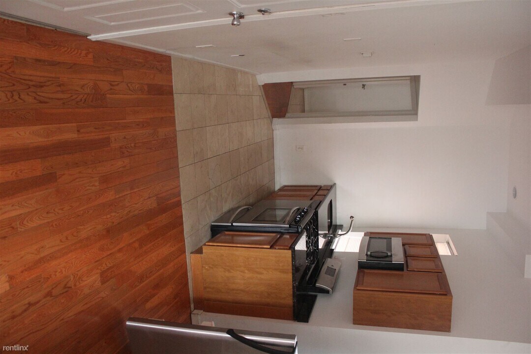 2125 N 15th St in Philadelphia, PA - Building Photo