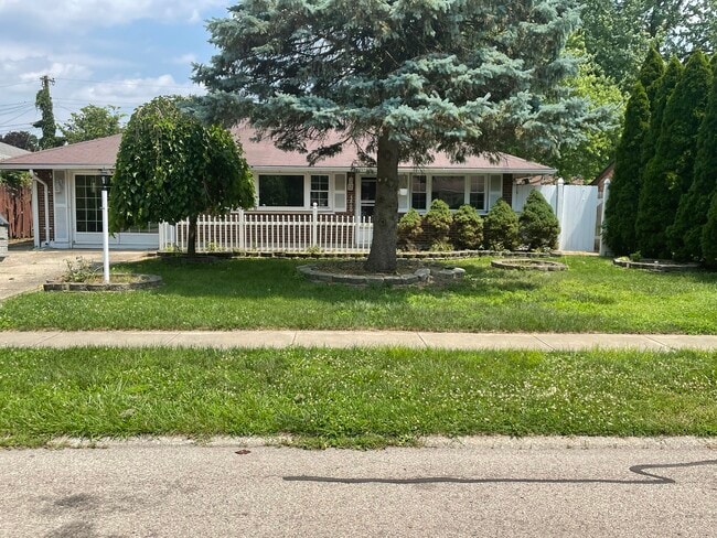 property at 4860 Babylon St
