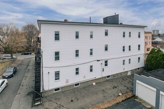 8-14 Craigie St in Somerville, MA - Foto de edificio - Building Photo