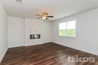 80 Leyland Ct in Dallas, GA - Foto de edificio - Building Photo