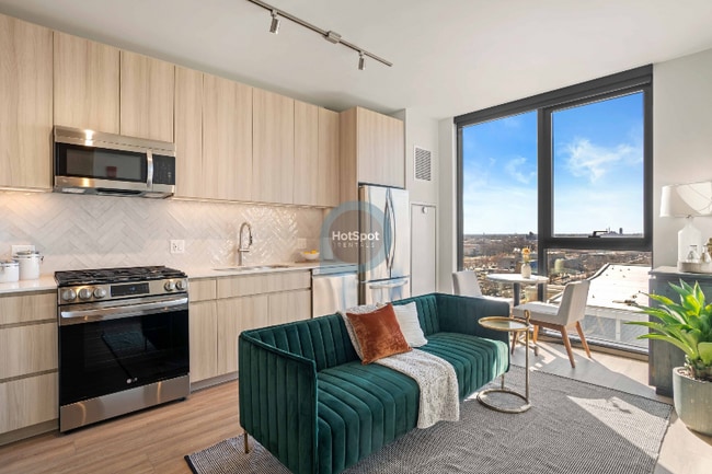 property at 511 S Damen Ave