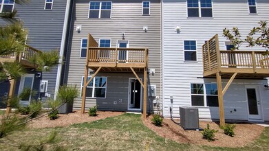 Room in Townhome on Terrawood Dr in Durham, NC - Building Photo - Building Photo
