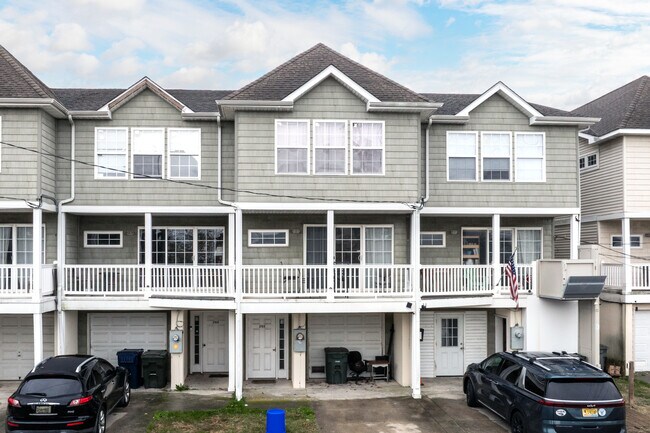 501 Madison Ave in Atlantic City, NJ - Foto de edificio - Building Photo