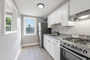 Burlieth Ridge Apartments in Baltimore, MD - Building Photo