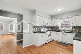 2618 N Upton Ave in Minneapolis, MN - Building Photo - Building Photo