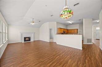 2521 Creek Crossing Rd in Mesquite, TX - Building Photo - Building Photo