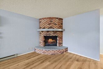 5931 N Garrett St in Garden City, ID - Building Photo - Building Photo
