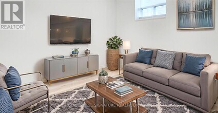 614 Dufferin St in Toronto, ON - Building Photo - Building Photo