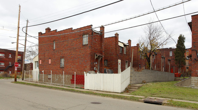 518 Brushton Ave in Pittsburgh, PA - Building Photo - Building Photo