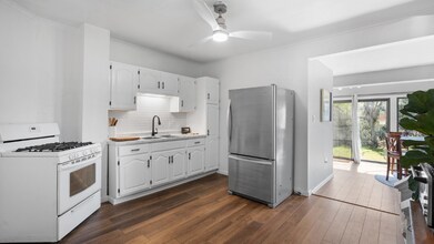 4300 Bristol St in Pittsburgh, PA - Building Photo - Building Photo