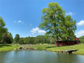 28 Dugway Rd in Salisbury, CT - Building Photo - Building Photo