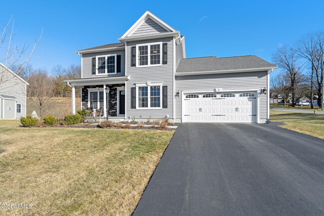 property at 2 Birch Ct