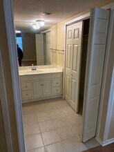 6617 Poplar Ave, Unit 6617 Poplar Ave #3 in Germantown, TN - Foto de edificio - Building Photo