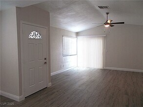 7344 Vireo Dr in Las Vegas, NV - Building Photo - Building Photo